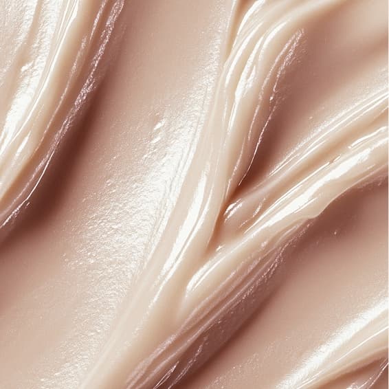 GiGi Glow Signature Membership at Hola Bella! Beauty Bar in Commerce City, CO